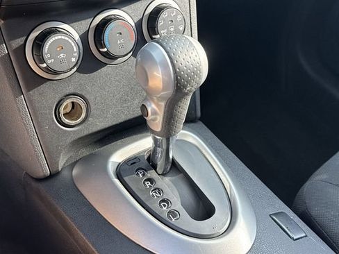 Used 2013 Nissan Rogue S AWD/4WD image 14