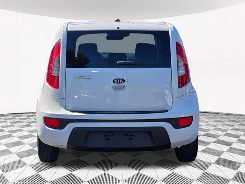 Used 2012 Kia Soul FWD image 18