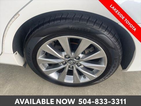 Certified 2017 Toyota Camry XLE FWD image 14