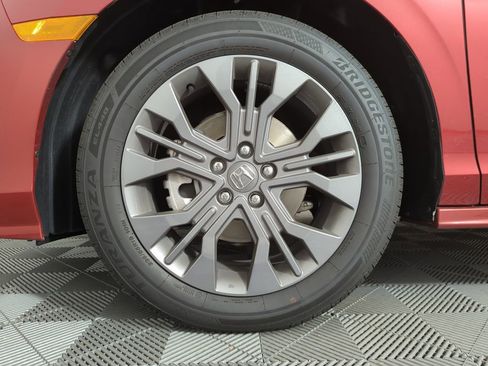 New 2026 Honda Odyssey Touring image 11