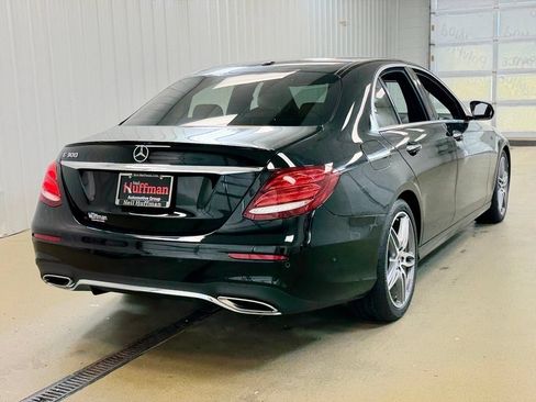 Used 2019 Mercedes-Benz E 300 image 5
