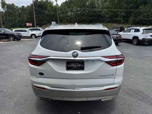 Used 2019 Buick Enclave Essence FWD image 6