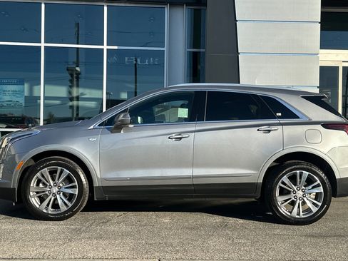 Used 2025 Cadillac XT5 Premium Luxury image 7