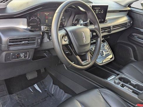Used 2022 Lincoln Corsair FWD image 9