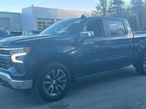 Used 2023 Chevrolet Silverado 1500 LT image 11