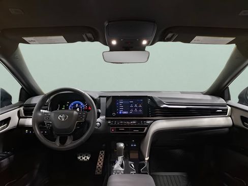 Used 2025 Toyota Camry SE w/ Convenience Package AWD/4WD image 21