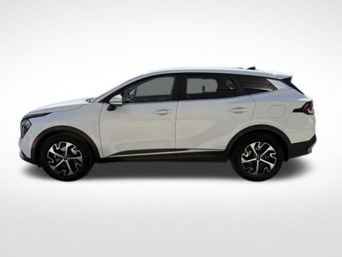 Used 2023 Kia Sportage EX FWD image 9