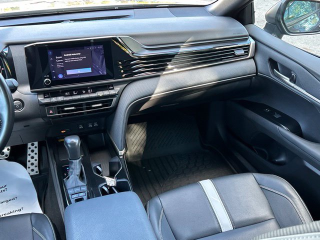 Used 2025 Toyota Camry SE AWD/4WD image 42
