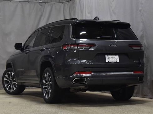 Used 2021 Jeep Grand Cherokee L Overland w/ Luxury Tech Group IV image 2