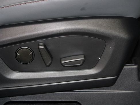 New 2026 Ford Explorer Active RWD image 27