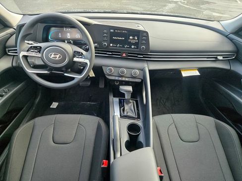 New 2026 Hyundai Elantra SE w/ Cargo Package image 12