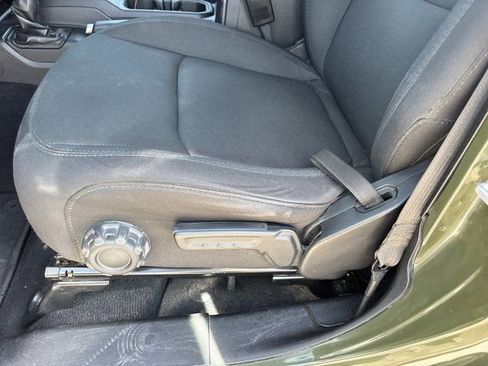 Used 2022 Jeep Wrangler Unlimited Sport S image 15