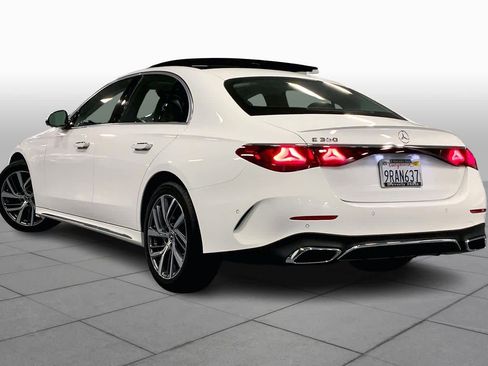 Used 2025 Mercedes-Benz E 350 Sedan image 11
