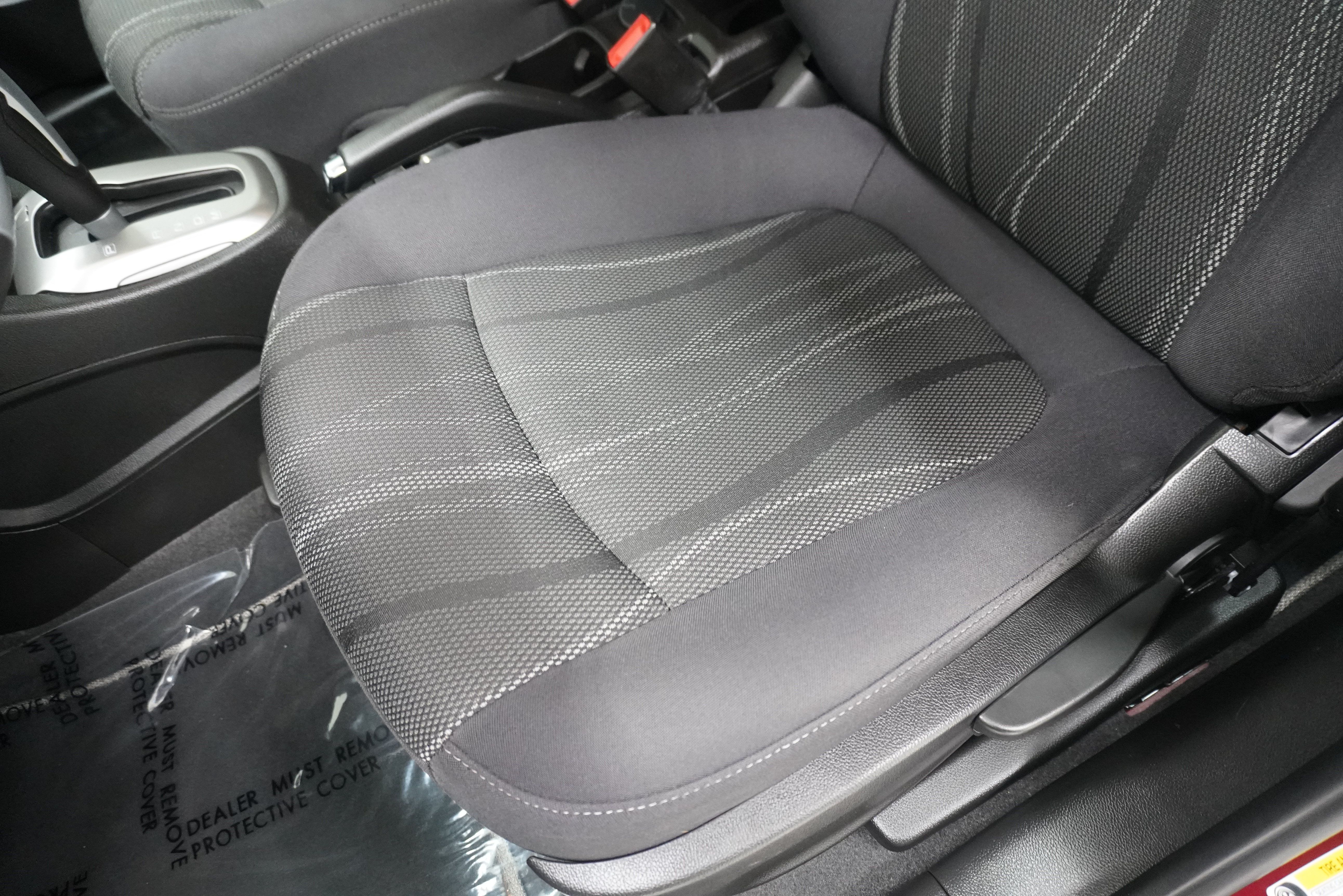 Used 2020 Chevrolet Sonic LT FWD image 12