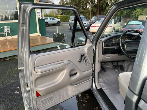 Used 1995 Ford F150 XL image 7
