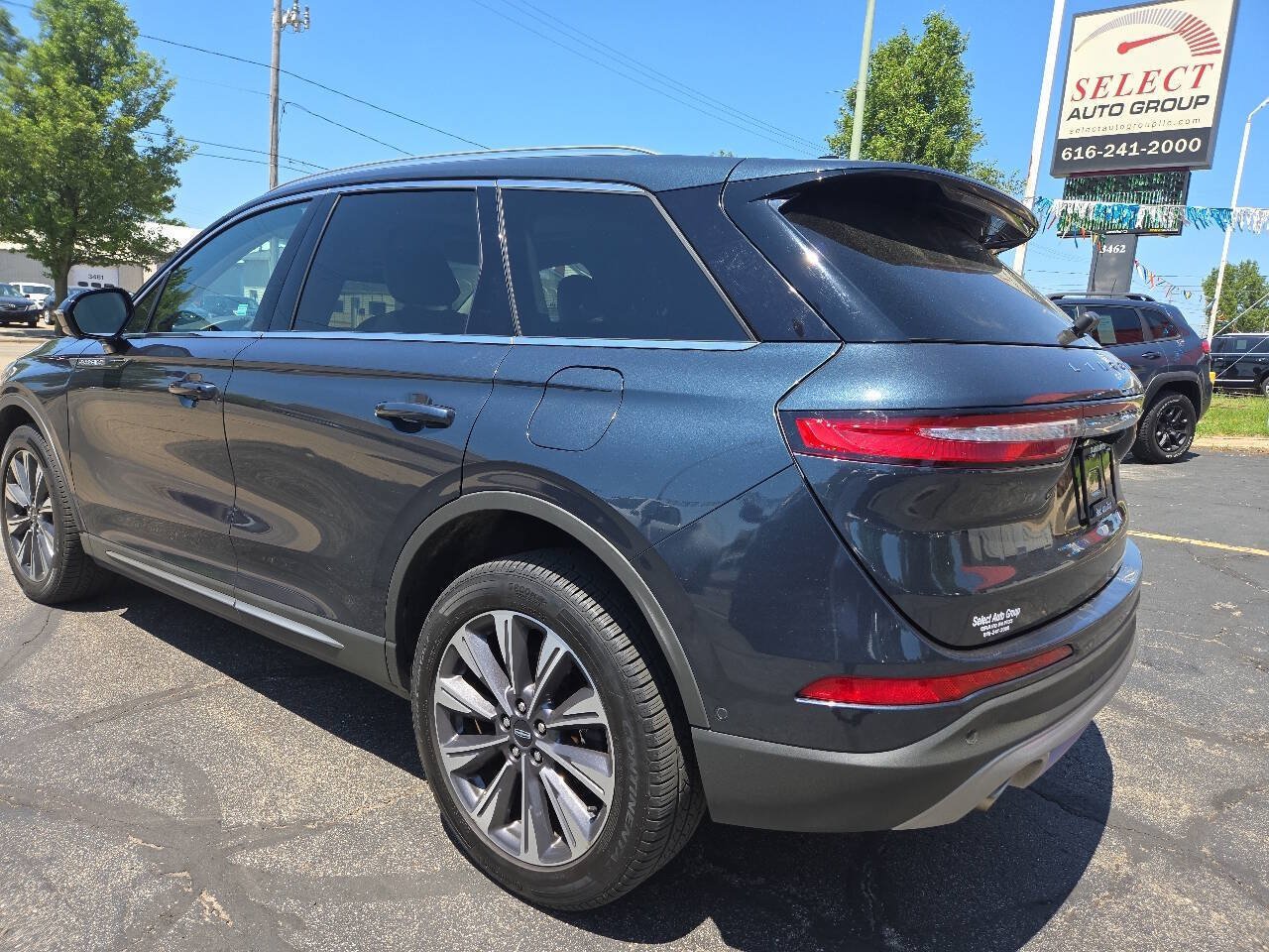 Used 2021 Lincoln Corsair Reserve w/ Equipment Group 201A AWD/4WD image 8