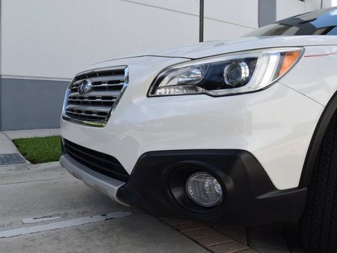 Used 2016 Subaru Outback 2.5i Limited AWD/4WD image 15