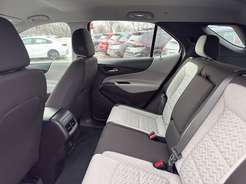 Used 2024 Chevrolet Equinox LS w/ Midnight Edition AWD/4WD image 32