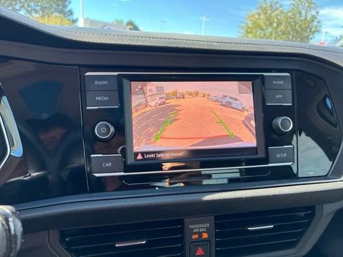 Used 2019 Volkswagen Jetta SE FWD image 19