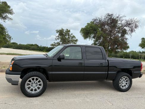 Used 2005 Chevrolet Silverado 1500 LS w/ Safe And Sound Package RWD image 58