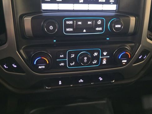 Used 2017 GMC Sierra 1500 SLE image 24