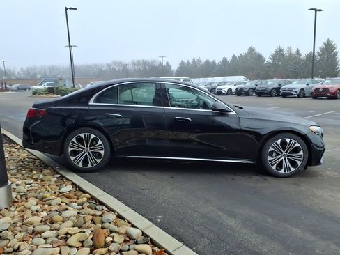 New 2026 Mercedes-Benz E 350 4MATIC Sedan image 7