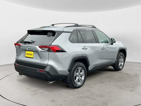 Certified 2025 Toyota RAV4 XLE AWD/4WD image 5