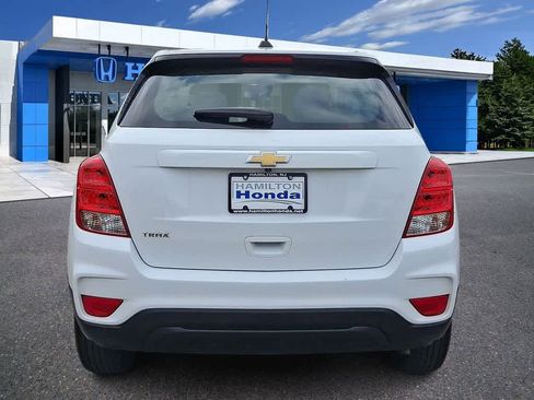 Used 2017 Chevrolet Trax LS FWD image 23