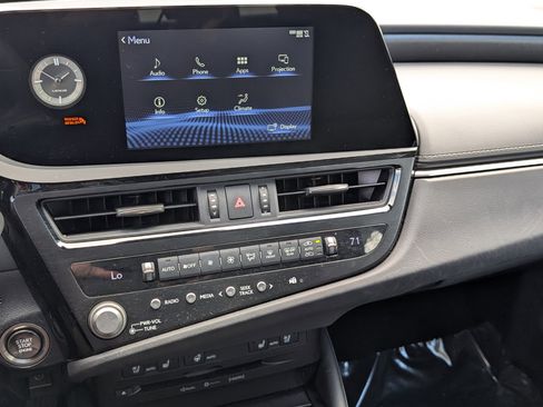 Certified 2022 Lexus ES 350 w/ Premium Package image 29