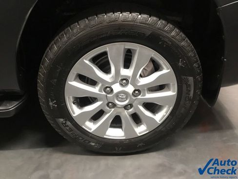 Used 2016 Toyota Sequoia Limited image 31