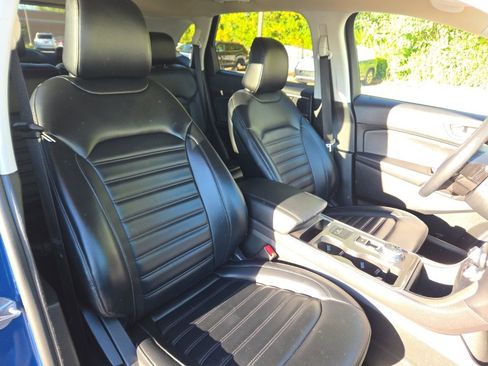 Used 2024 Ford Edge SEL image 16