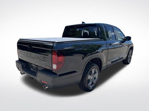 Used 2025 Honda Ridgeline TrailSport image 5