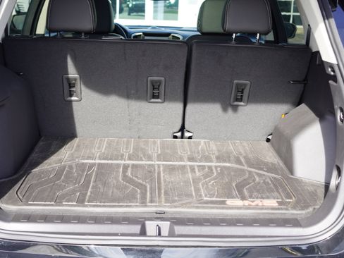 Used 2024 GMC Terrain Denali w/ Denali Premium Package image 13