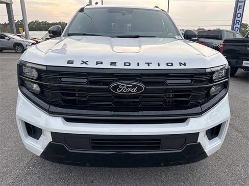 New 2025 Ford Expedition Platinum w/ Stealth Performance Package image 2