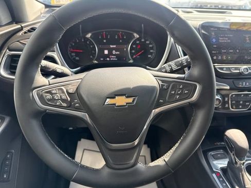 Used 2023 Chevrolet Equinox Premier AWD/4WD image 20