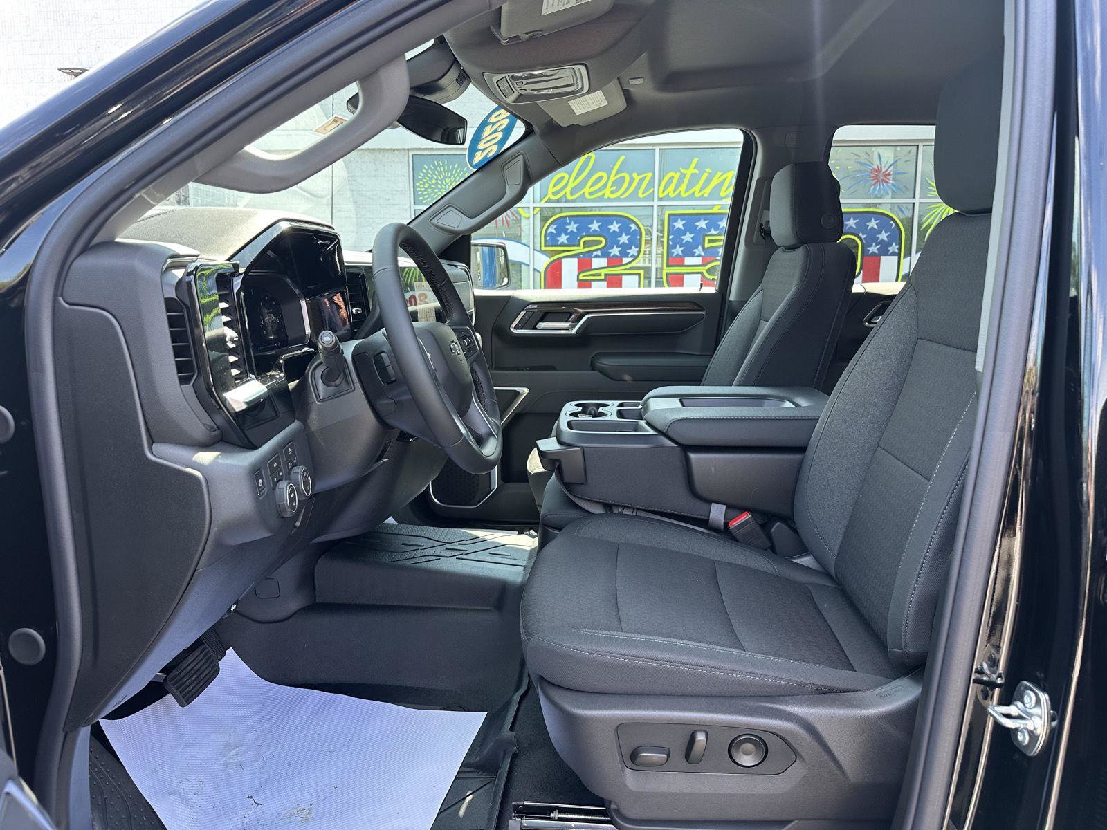 New 2026 Chevrolet Silverado 1500 RST w/ RST Select Package AWD/4WD image 10