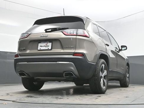 Used 2019 Jeep Cherokee Limited AWD/4WD image 31