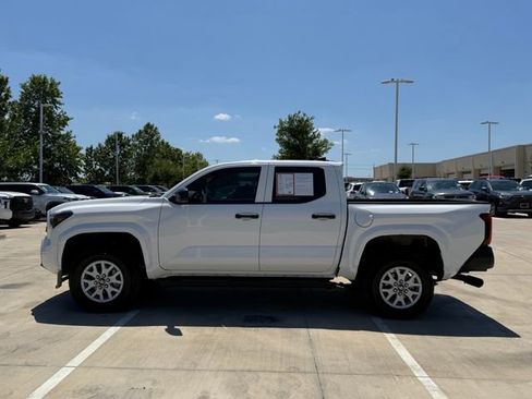 Used 2026 Toyota Tacoma SR AWD/4WD image 7