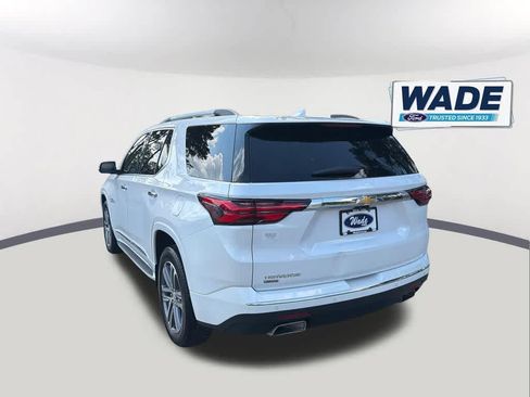 Used 2024 Chevrolet Traverse High Country FWD image 7