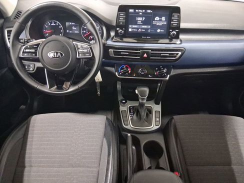 Used 2021 Kia Seltos S FWD image 20