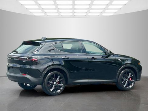 New 2025 Dodge Hornet GT w/ Track Pack image 7