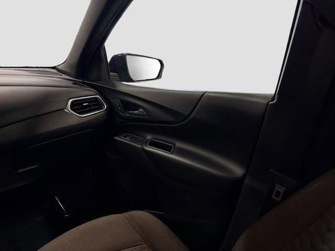 Used 2018 Chevrolet Equinox LT image 21