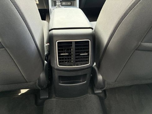 Used 2024 Kia Sportage LX FWD image 18