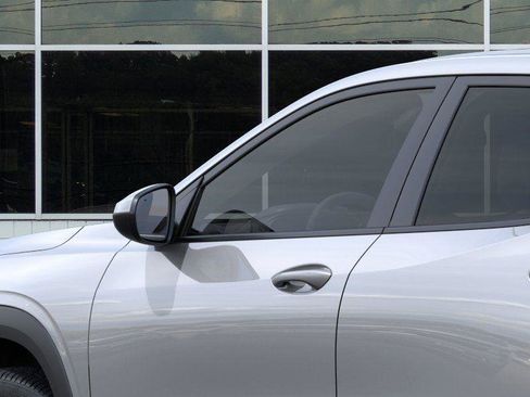 New 2026 Chevrolet Trax LS FWD image 12