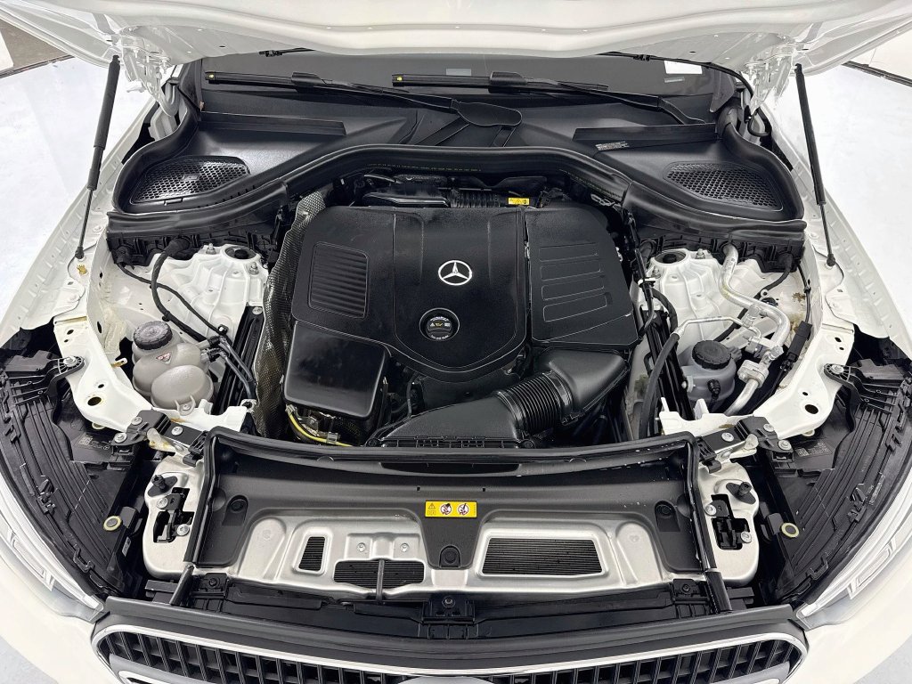 Certified 2026 Mercedes-Benz GLC 300 image 29