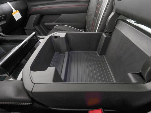 Used 2026 GMC Yukon XL AT4 Ultimate image 34