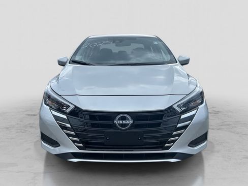 Used 2025 Nissan Versa SV w/ Trunk Package image 2