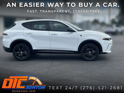 Used 2024 Dodge Hornet GT w/ GT Blacktop Package AWD/4WD image 2