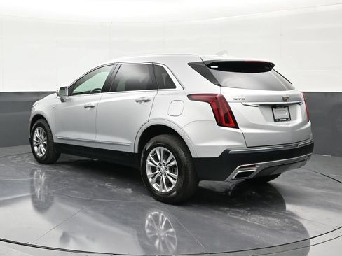Used 2020 Cadillac XT5 Premium Luxury FWD image 3