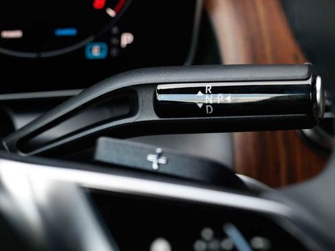 New 2026 Mercedes-Benz GLC 300 GLC 300 image 32